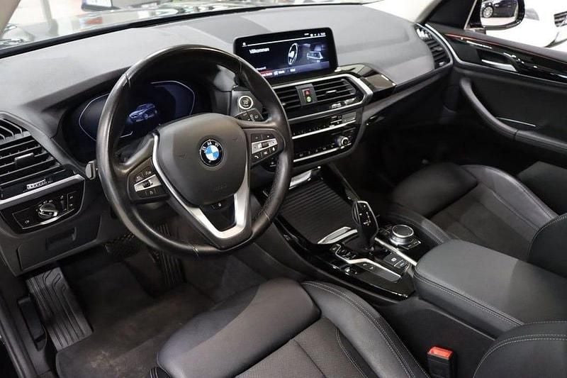 Begagnad BMW X3 Sport Line 191 HK (140 kW) 2021 Svart SUV