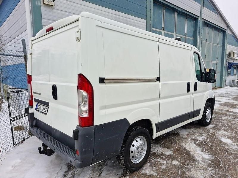 Begagnad Peugeot Boxer 101 HK (74 kW) 2011 Vit Van