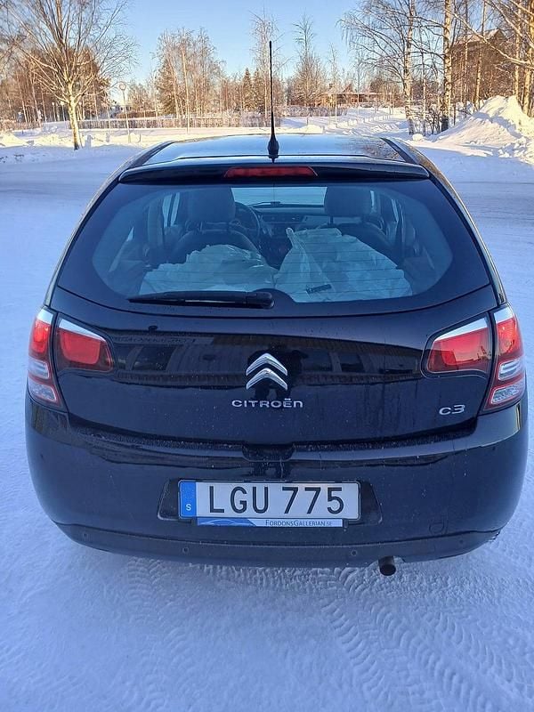 Begagnad Citroën C3 PureTech 82 HK (60 kW) 2015 Svart Halvkombi