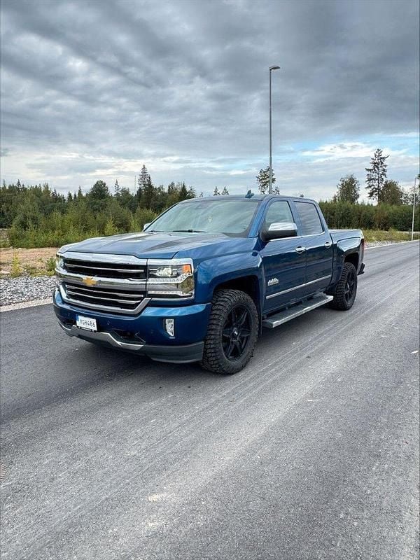 Blå Begagnad 2017 Chevrolet Silverado Van | 529 000 kr - Bild 1/4