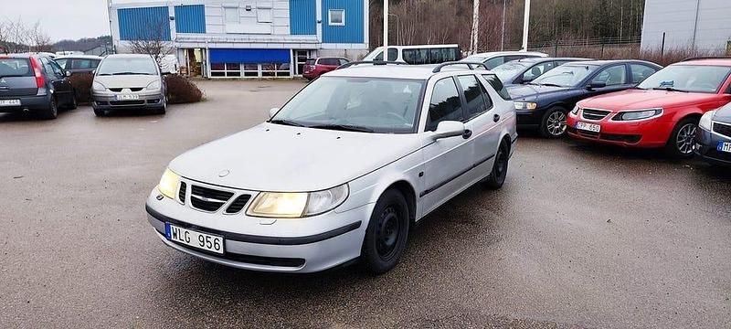 Begagnad Saab 9-5 Linear 150 HK (110 kW) 2005 Grå Kombi