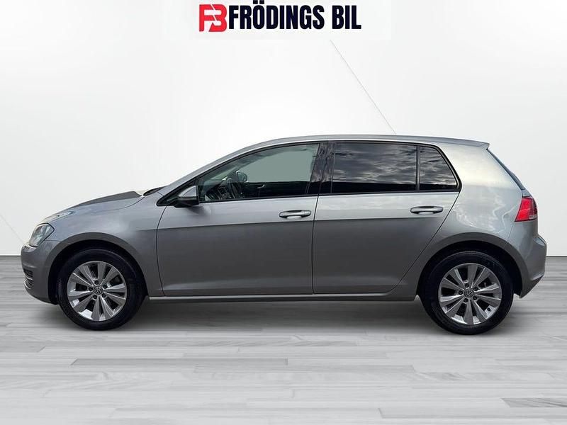 Begagnad VW Golf VII 105 HK (77 kW) 2012 Silver Halvkombi