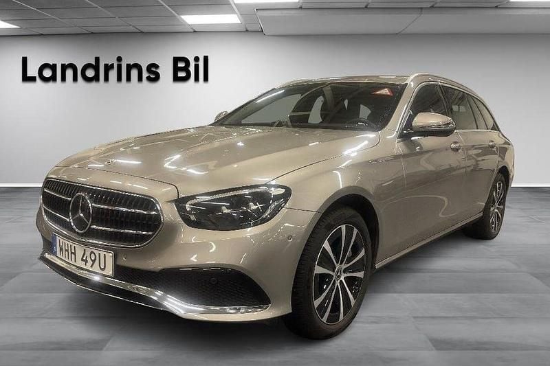 Silver Begagnad 2022 Mercedes E300 Kombi | 459 000 kr (Lite dyr) - Bild 1/4
