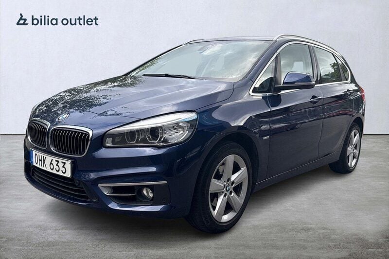 Blå Begagnad 2016 BMW 218 Active Tourer Luxury Line Minibuss | 159 900 kr (Lite dyr) - Bild 1/4