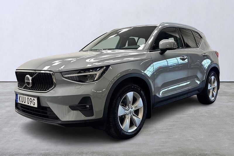 Begagnad 2024 Volvo XC40 SUV | 344 900 kr (Marknadspris) - Bild 1/4