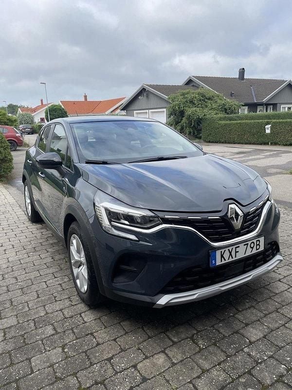 Blå Begagnad 2021 Renault Captur SUV | 145 000 kr (Bra pris) - Bild 1/4