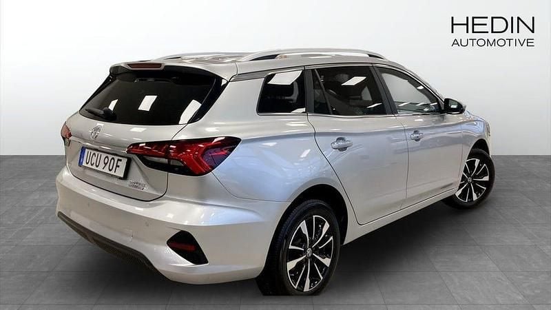 Begagnad MG MG5 EV Comfort 130 kW (177 HK) 2022 Grå Kombi