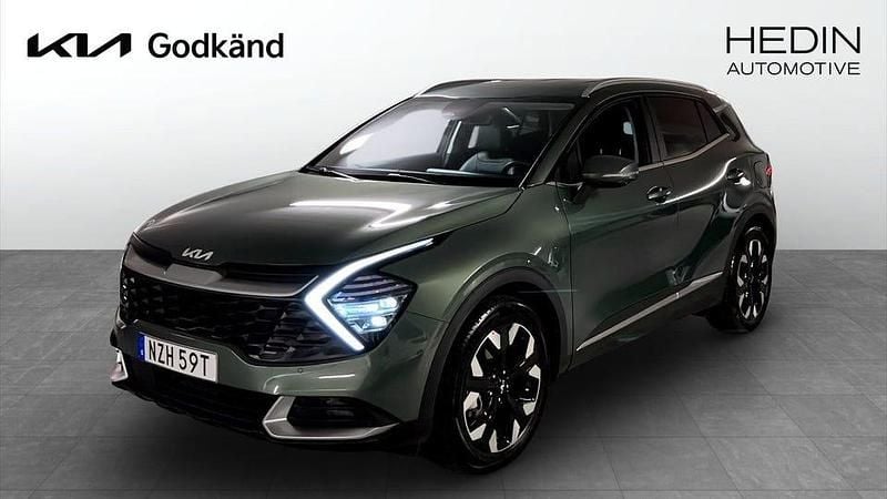 Grön Begagnad 2024 Kia Sportage Advance SUV | 389 900 kr (Marknadspris) - Bild 1/4