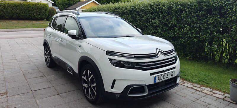 Vit Begagnad 2021 Citroën C5 Aircross Shine SUV | 249 000 kr (Bra pris) - Bild 1/4
