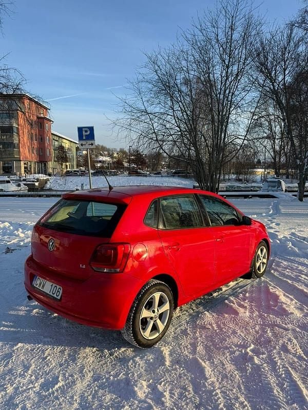 Begagnad VW Polo 86 HK (63 kW) 2011 Halvkombi