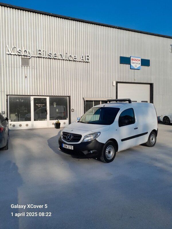 Vit Begagnad 2016 Mercedes Citan 109 Van | 84 900 kr (Marknadspris) - Bild 1/4