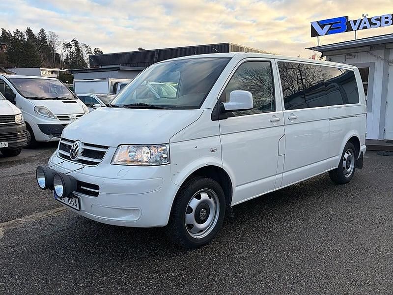 Vit Begagnad 2009 VW Caravelle Minibuss | 149 000 kr - Bild 1/4