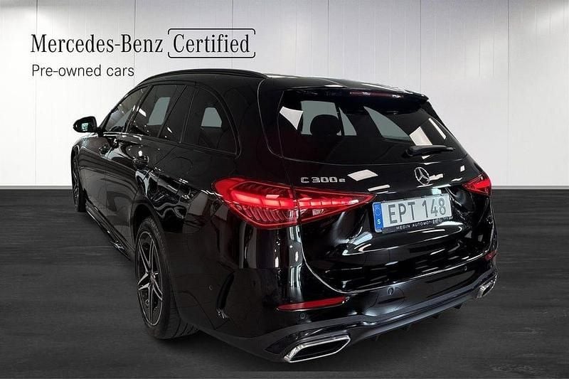 Begagnad Mercedes C300 AMG line 313 HK (230 kW) 2022 Svart Kombi