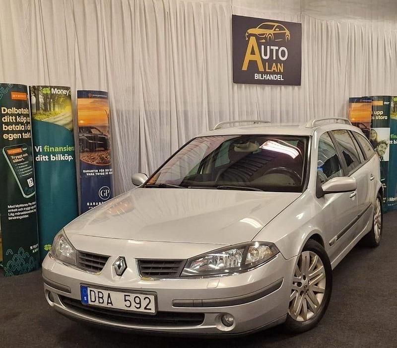 Grå Begagnad 2005 Renault Laguna GrandTour Kombi | 24 900 kr (Marknadspris) - Bild 1/4