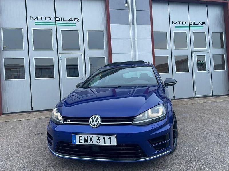 Begagnad VW Golf VII R 301 HK (221 kW) 2015 Blå Kombi