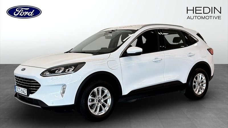 Vit (white) Begagnad 2022 Ford Kuga Titanium SUV | 244 900 kr (Marknadspris) - Bild 1/4