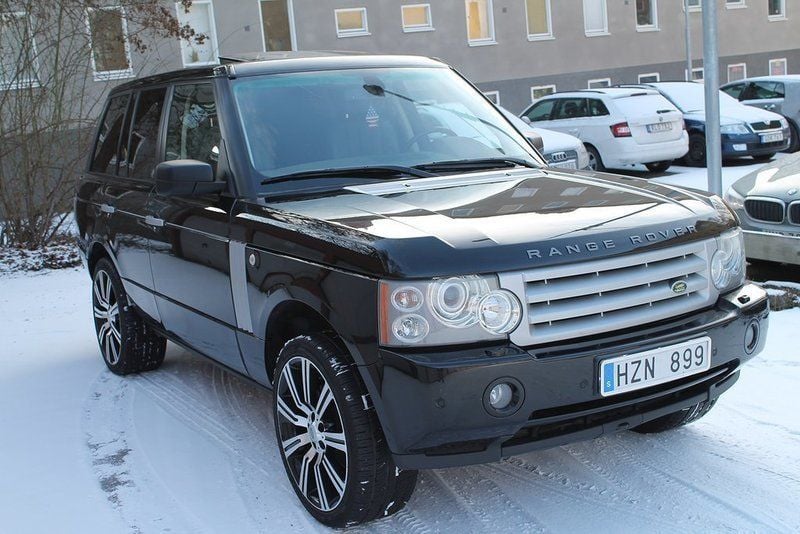Begagnad Land Rover Range Rover Vogue 177 HK (130 kW) 2006 Svart SUV
