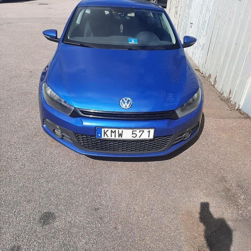 Blå Begagnad 2009 VW Scirocco Style Sportkupé | 45 000 kr (Marknadspris) - Bild 1/4