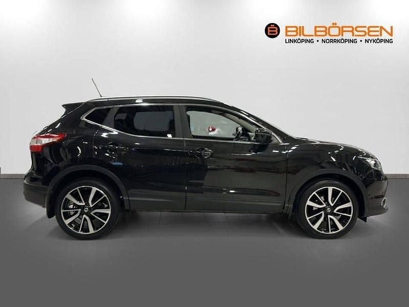 Begagnad Nissan Qashqai 360º 116 HK (85 kW) 2016 Svart SUV