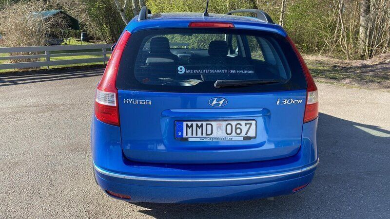 Blå Begagnad 2008 Hyundai i30 Kombi | 48 000 kr (Marknadspris) - Bild 1/4