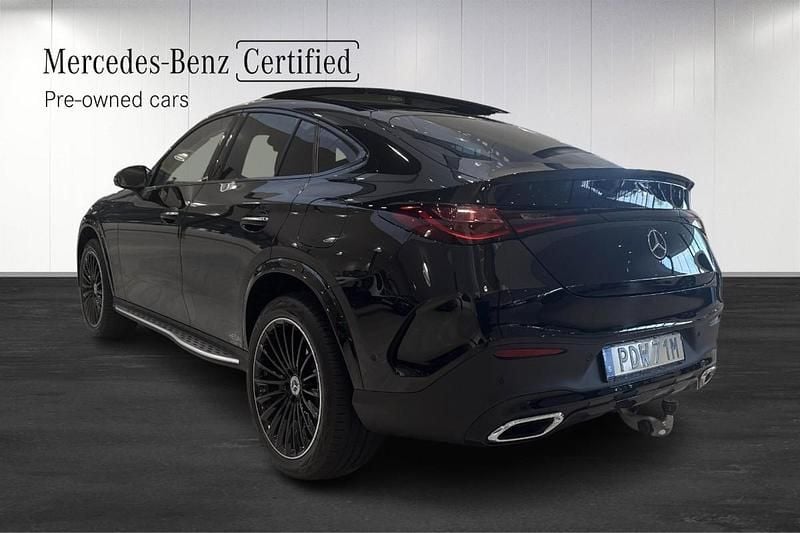 Begagnad Mercedes GLC300e Premium 313 HK (230 kW) 2025 Svart (black) Sportkupé