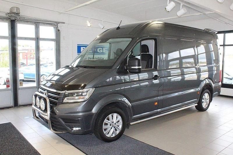 Grå Begagnad 2019 VW Crafter Van | 389 000 kr (Marknadspris) - Bild 1/4