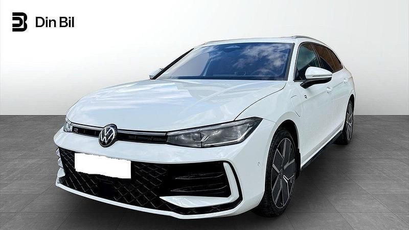 Ny 2025 VW Passat Edition Kombi | 499 900 kr (Superpris) - Bild 1/4