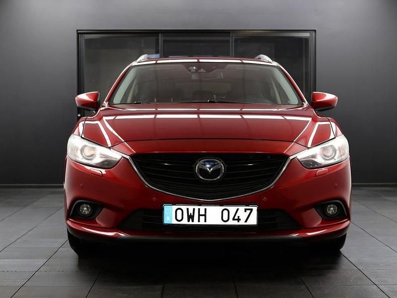 Begagnad Mazda 6 Optimum 194 HK (142 kW) 2013 Röd Kombi