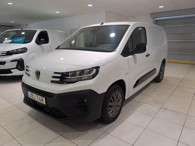 Vit Ny 2025 Peugeot Partner Minibuss | 339 900 kr - Bild 1/4