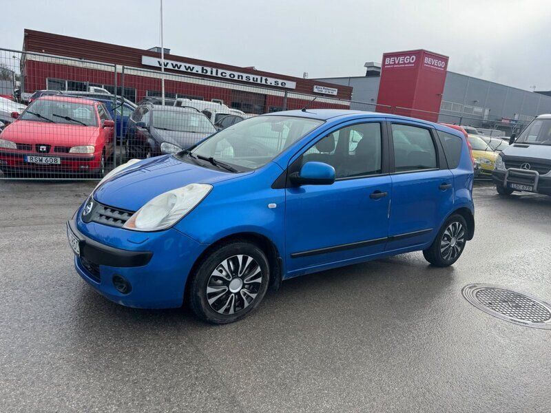 Blå (blåmetallic) Begagnad 2007 Nissan Note Minibuss | 29 795 kr (Dyr) - Bild 1/4