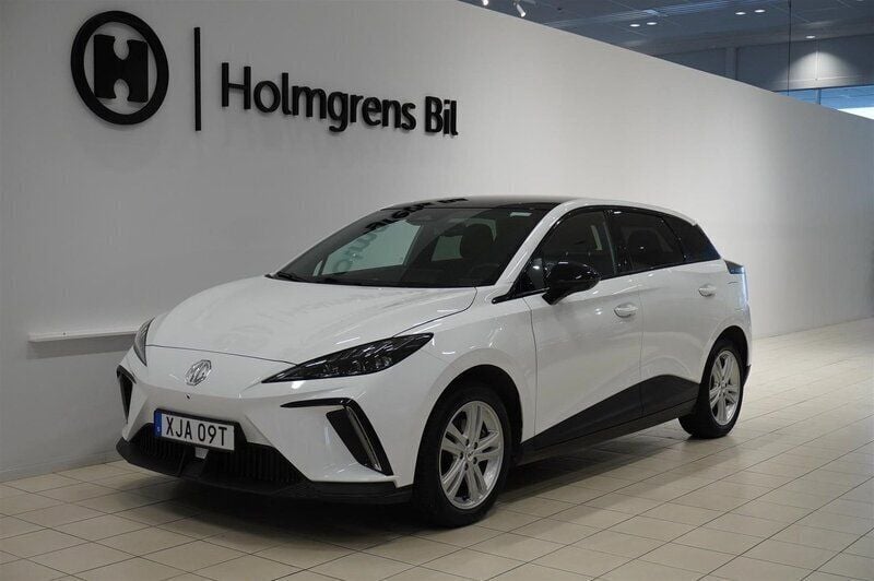 Vit Begagnad 2022 MG MG4 EV Luxury Halvkombi | 249 800 kr (Superpris) - Bild 1/4