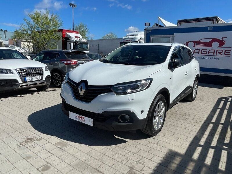 Vit Begagnad 2018 Renault Kadjar LIMITED SUV | 109 900 kr (Marknadspris) - Bild 1/4