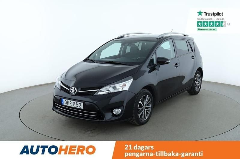 Svart Begagnad 2016 Toyota Verso Active Minibuss | 170 000 kr (Dyr) - Bild 1/4