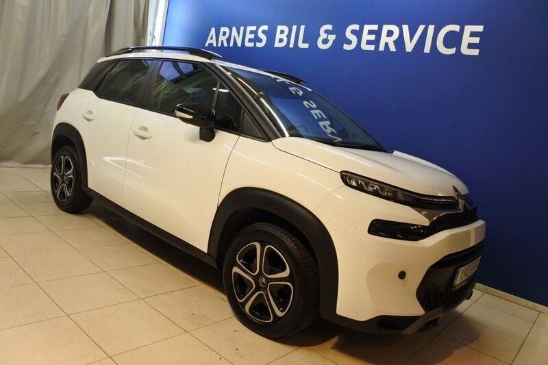 Vit Begagnad 2022 Citroën C3 Aircross PureTech SUV | 134 900 kr (Bra pris) - Bild 1/4