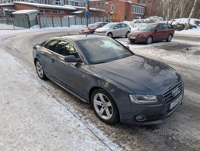 Begagnad Audi A5 211 HK (155 kW) 2010 Sportkupé