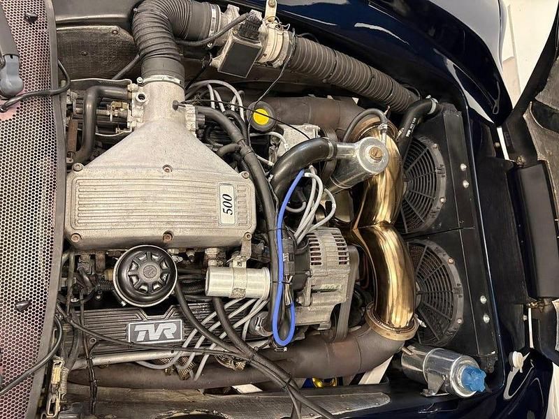 Begagnad TVR Chimaera 340 HK (250 kW) 2000 Blå (blåmetalic ) Cab