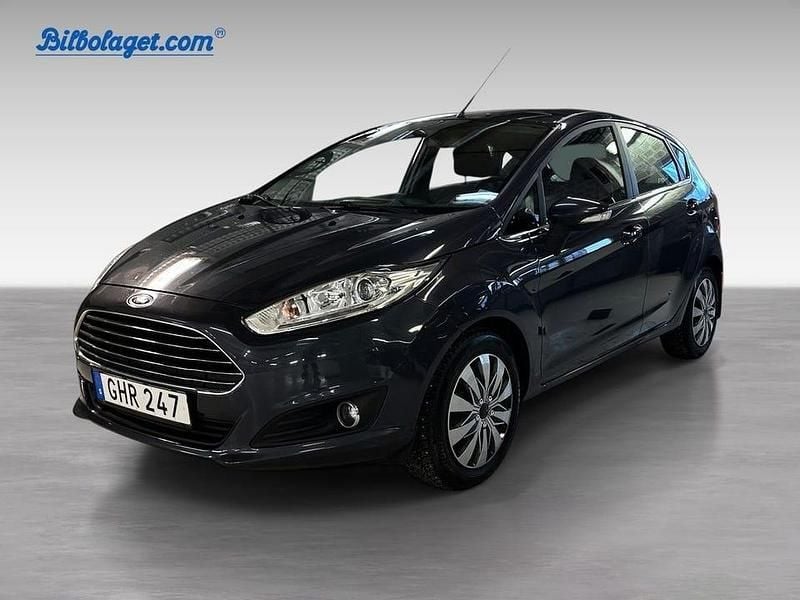 Begagnad Ford Fiesta Titanium 101 HK (74 kW) 2015 Grå Halvkombi