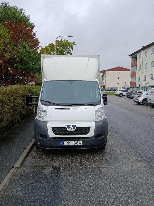 Vit Begagnad 2013 Peugeot Boxer Van | 90 000 kr (Lite dyr) - Bild 1/4