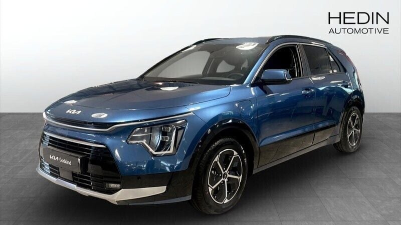 Blå (blue) Begagnad 2024 Kia Niro Advance SUV | 369 900 kr (Marknadspris) - Bild 1/4