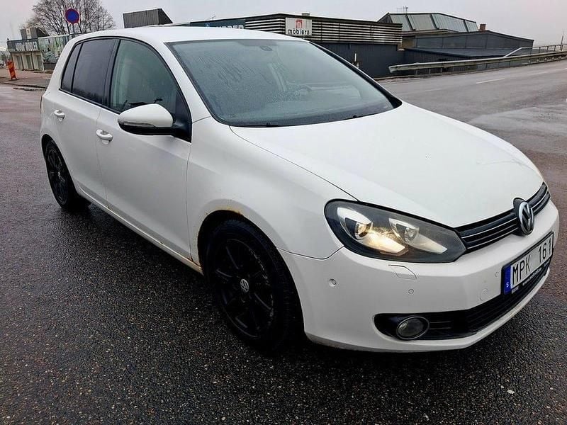 Begagnad VW Golf VI GT 160 HK (117 kW) 2011 Vit Halvkombi