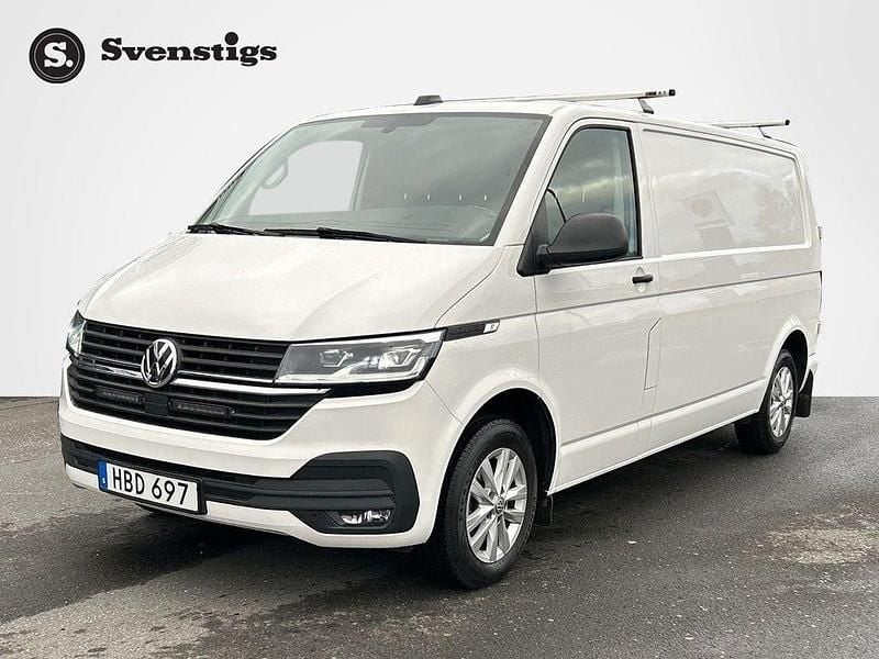 Vit Begagnad 2022 VW T6.1 Van | 398 900 kr (Superpris) - Bild 1/4