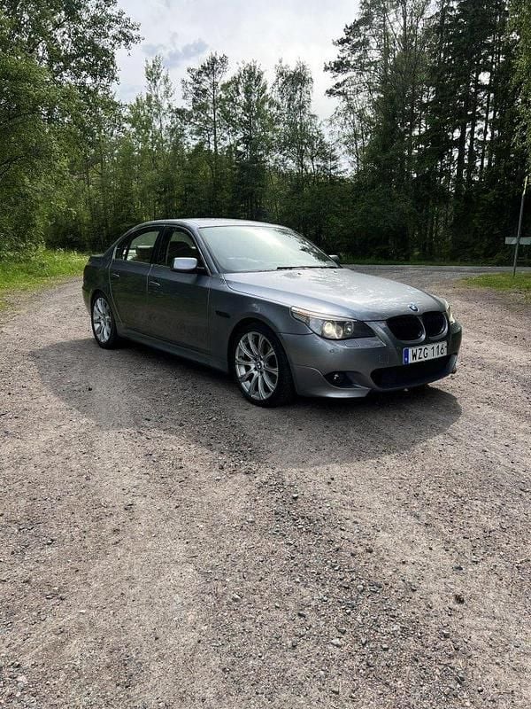 Begagnad 2006 BMW 530 M Sport Sedan | 55 000 kr - Bild 1/4