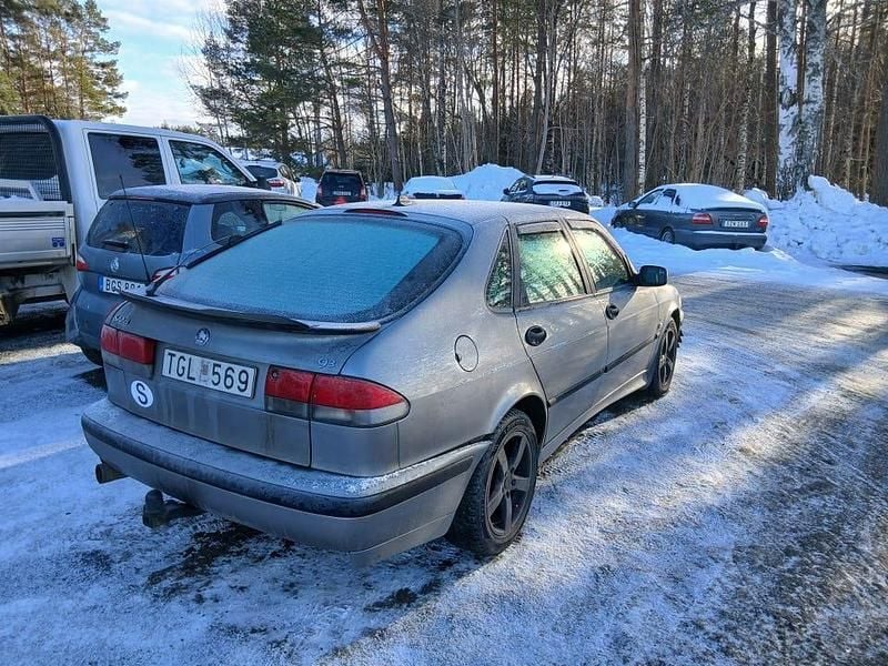 Begagnad Saab 9-3 185 HK (136 kW) 2002