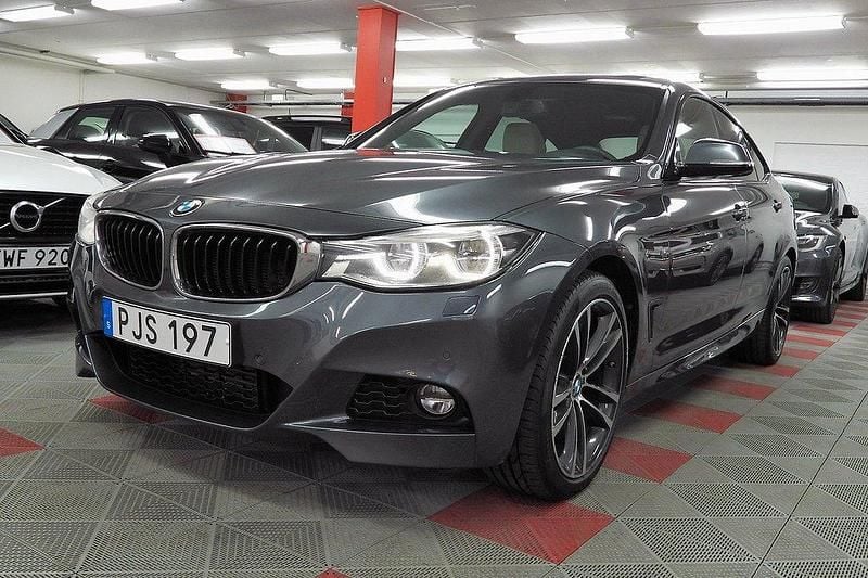 Grå Begagnad 2017 BMW 320 Gran Turismo M Sport Halvkombi | 177 500 kr (Marknadspris) - Bild 1/4