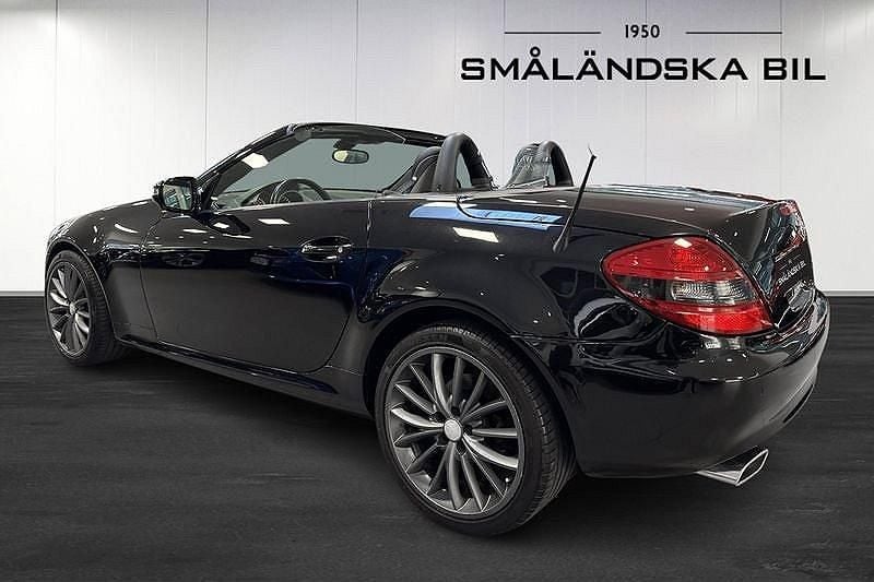 Begagnad Mercedes SLK200 184 HK (135 kW) 2009 Svart Cab