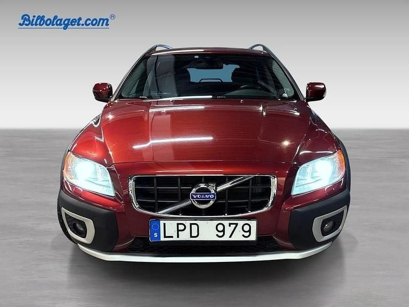 Begagnad Volvo XC70 Summum 165 HK (121 kW) 2011 Röd Kombi