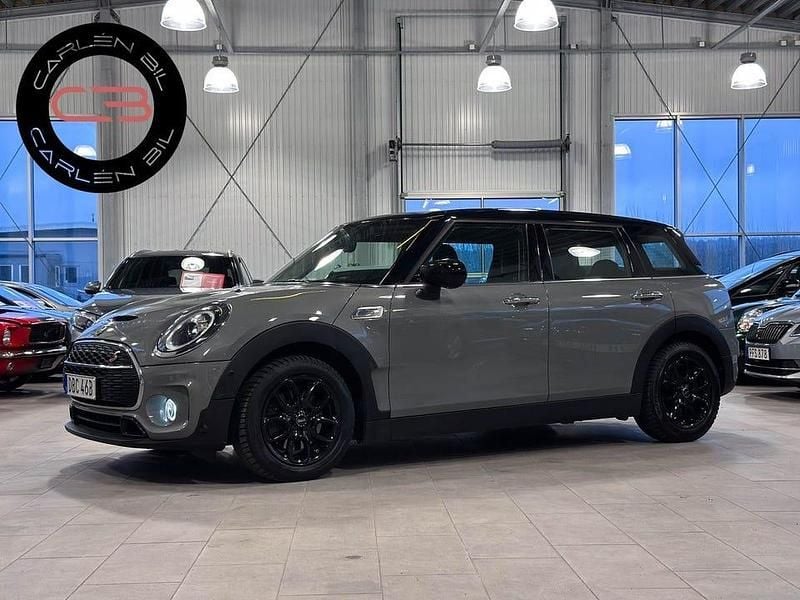 Grå Begagnad 2019 Mini Cooper S Clubman Essential Kombi | 184 900 kr (Superpris) - Bild 1/4