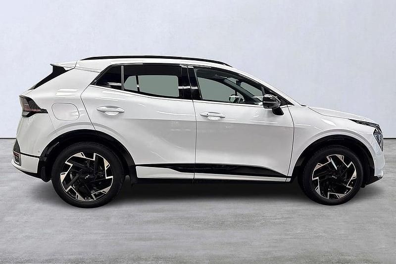 Begagnad Kia Sportage GT-Line 179 HK (131 kW) 2023 Vit SUV