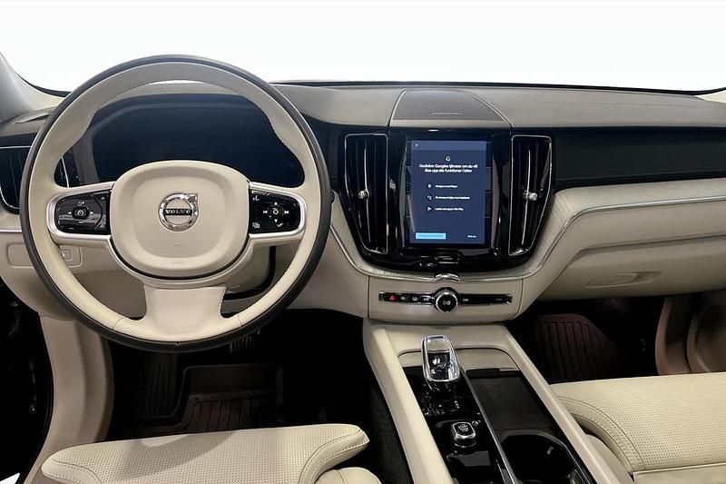 Begagnad Volvo XC60 Ultra 463 HK (340 kW) 2025 Blå SUV