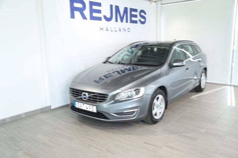 Grå Begagnad 2015 Volvo V60 Business Edition Kombi | 120 500 kr (Lite dyr) - Bild 1/4